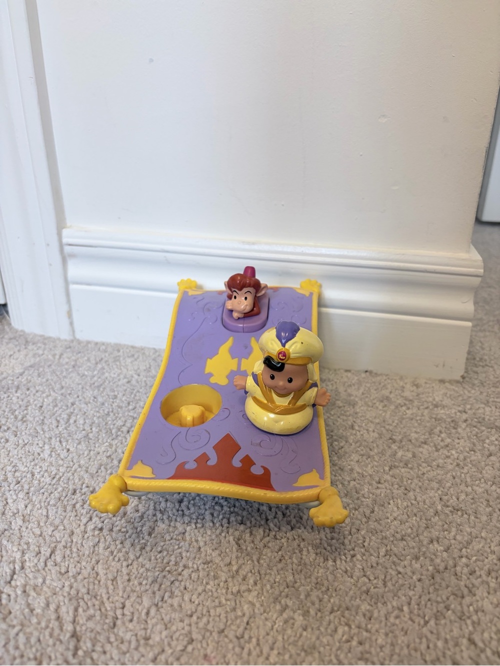 Fisher-Price Little People Aladdin's Magic Carpet with Aladdin Character